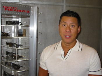 Dr. Lawrence Tom OD Dr. Lawrence Tom OD